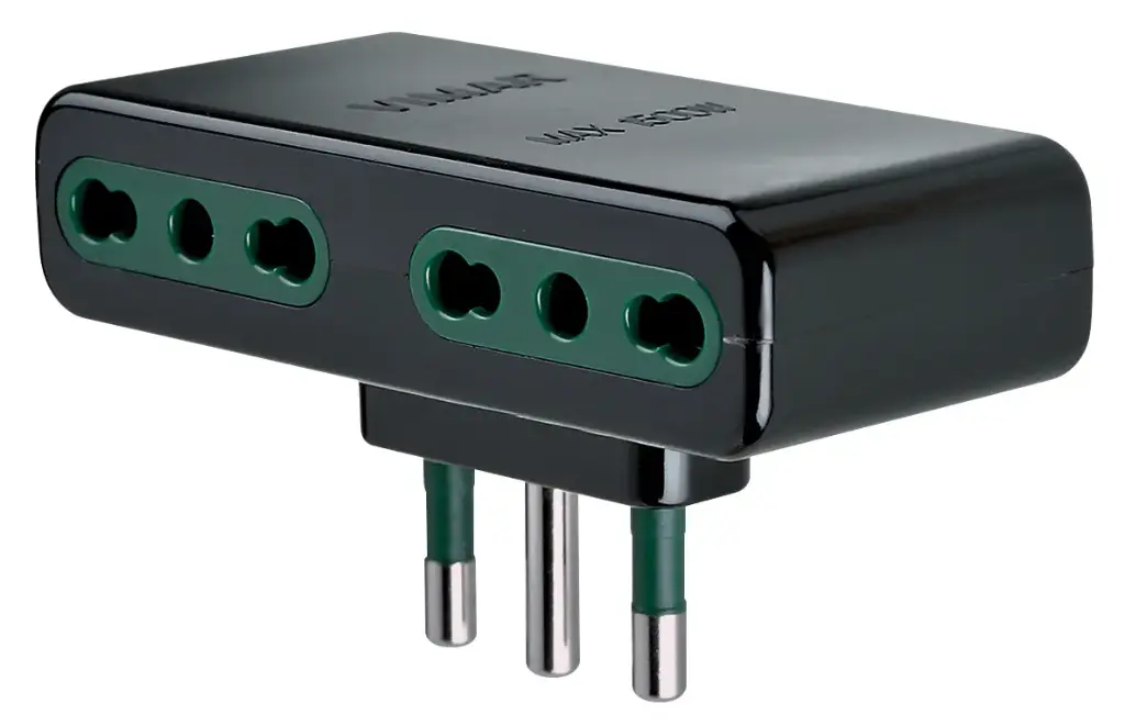ADATT.MULT. PRESA 4 USCITE S17+4P17/11 NERO