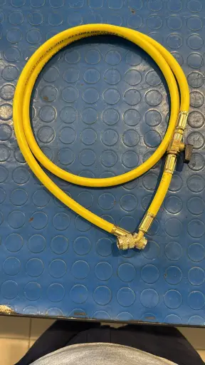 [IWG06072013] GYSA/5-5/56V4 TUBO FLESS. 1500MM GIALLO R32 C/VALV.